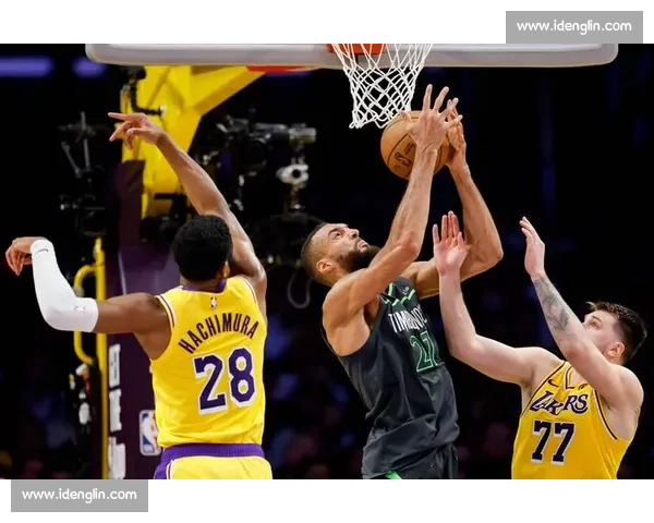 重温NBA总决赛湖人对热火第四场经典对决全程回放解析精彩瞬间战术复盘